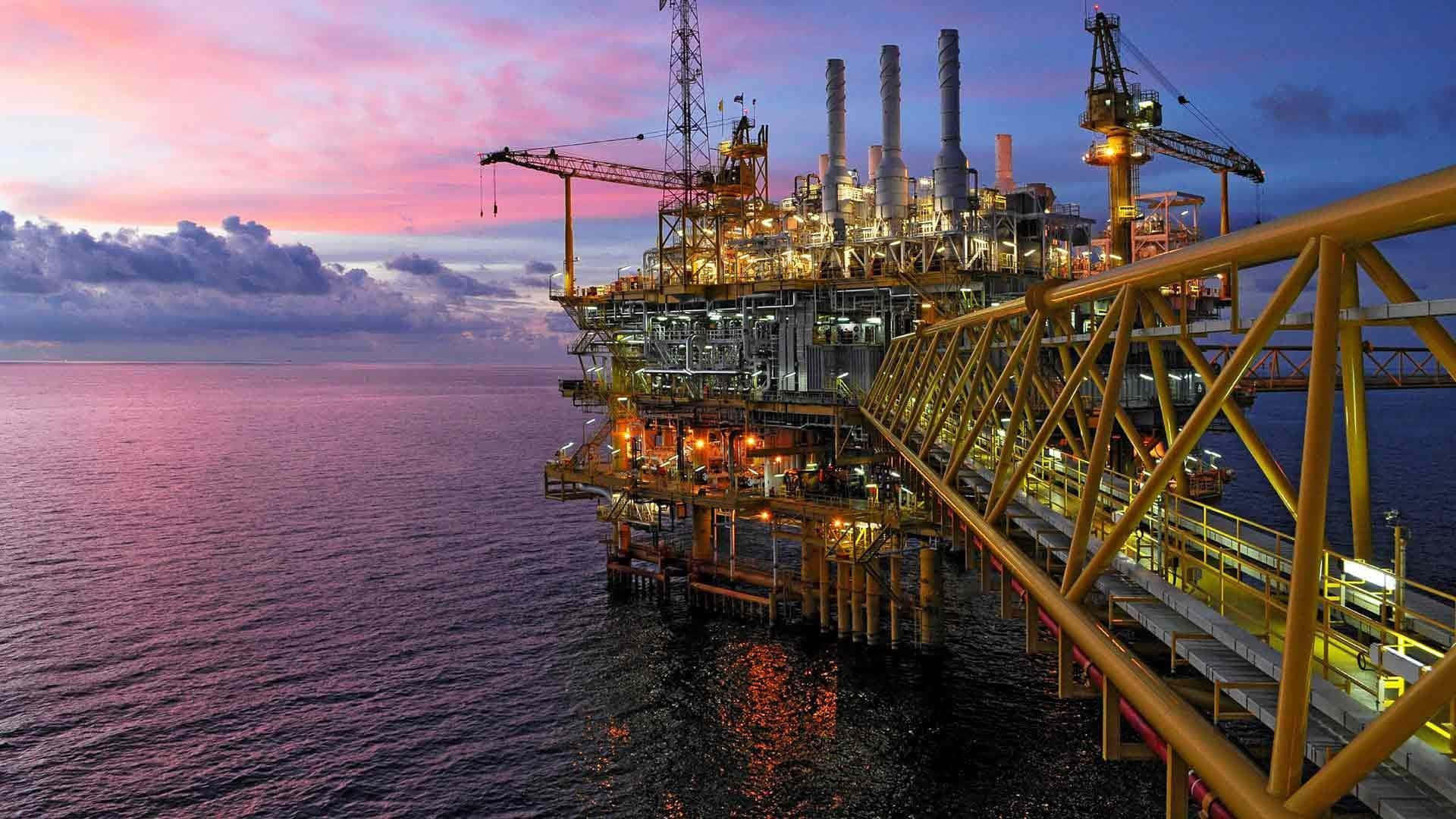 Real-time Industrial IoT Analytics Dashboard